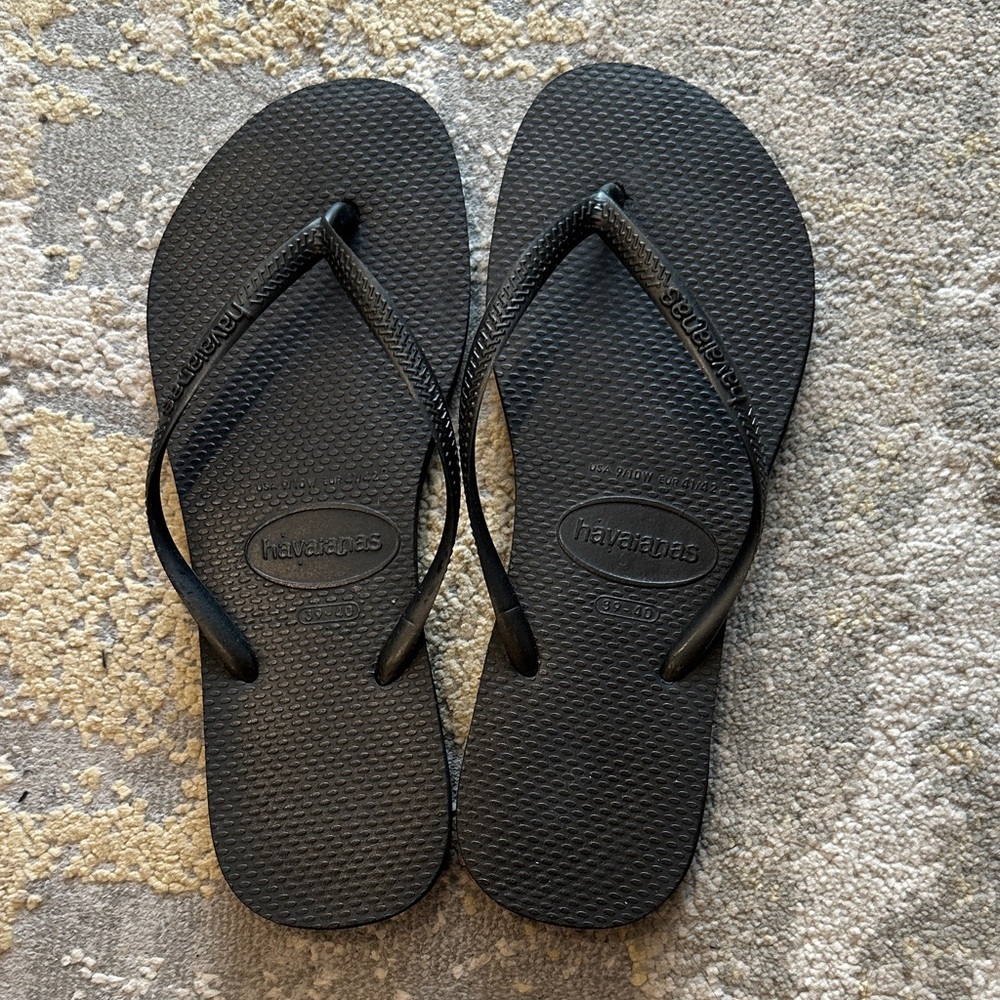 Havaianas Classic Black Sandals